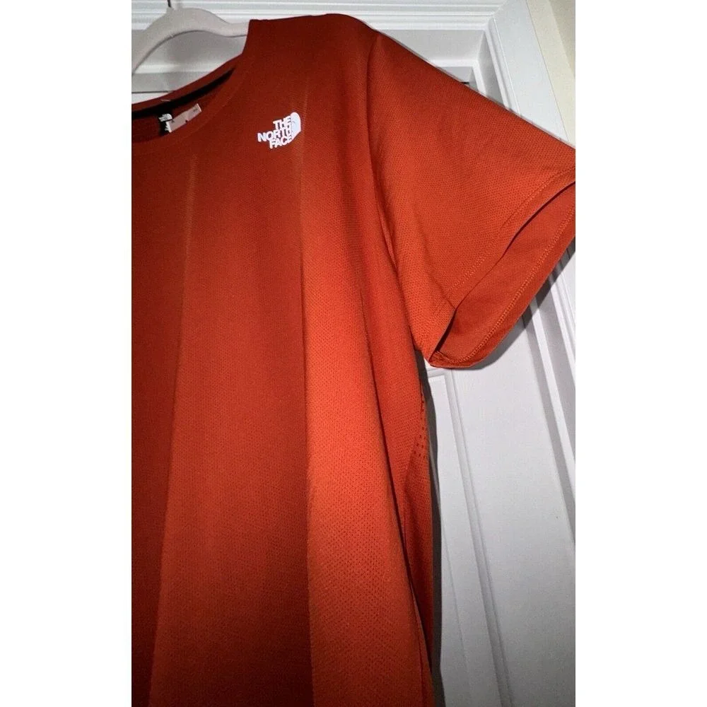 The North Face Sunriser‎ Short Sleeve Orange Rust Tee XL NWT